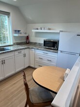 6696 Mosquito Rd in Placerville, CA - Building Photo - Building Photo