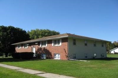 Adams Manor in Woodward, IA - Building Photo