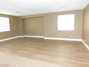 9707 Kampsville Ave in Las Vegas, NV - Building Photo - Building Photo