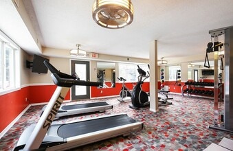 The Atwood at Eden Prairie in Eden Prairie, MN - Foto de edificio - Building Photo