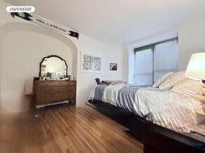 117 W 58th St in New York, NY - Building Photo - Building Photo