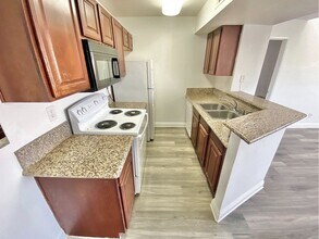 5154 S Jones Blvd in Las Vegas, NV - Building Photo - Building Photo