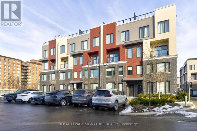 3429 Ridgeway Dr in Mississauga, ON - Building Photo - Building Photo