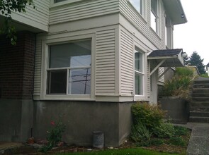 2302 Rucker Ave in Everett, WA - Building Photo - Building Photo