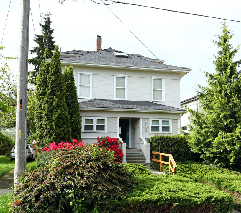 1763 NW 60th St in Seattle, WA - Foto de edificio