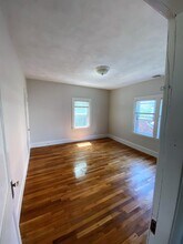 6 Homer St in Watertown, MA - Foto de edificio - Building Photo