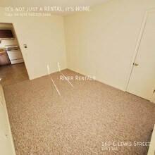 160 Lewis St in Harrisonburg, VA - Building Photo - Building Photo