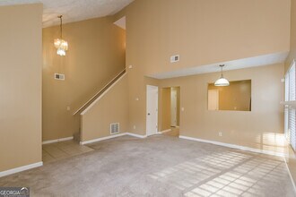1975 Glenwood Downs Dr in Decatur, GA - Building Photo - Building Photo
