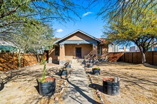 1541 E Mabel St in Tucson, AZ - Building Photo