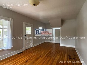 5304 NE 23rd Ave in Portland, OR - Building Photo - Building Photo