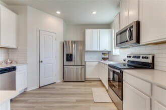 1109 Aronia Ln in Georgetown, TX - Building Photo - Building Photo