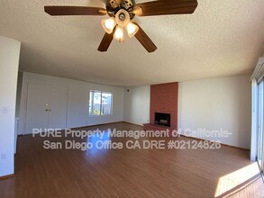 3066 Vesuvia Way in San Diego, CA - Building Photo - Building Photo