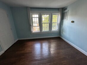 305 E Duncan Ave in Alexandria, VA - Foto de edificio - Building Photo