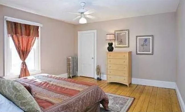 112 Newtonville Ave in Newton, MA - Building Photo - Building Photo