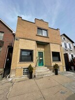 1831 S Laflin St in Chicago, IL - Building Photo