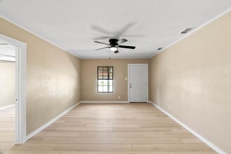 1725 Whittier Dr in Corpus Christi, TX - Building Photo - Building Photo