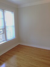 1911 W Winnemac Ave, Unit 1909-3 in Chicago, IL - Building Photo - Building Photo