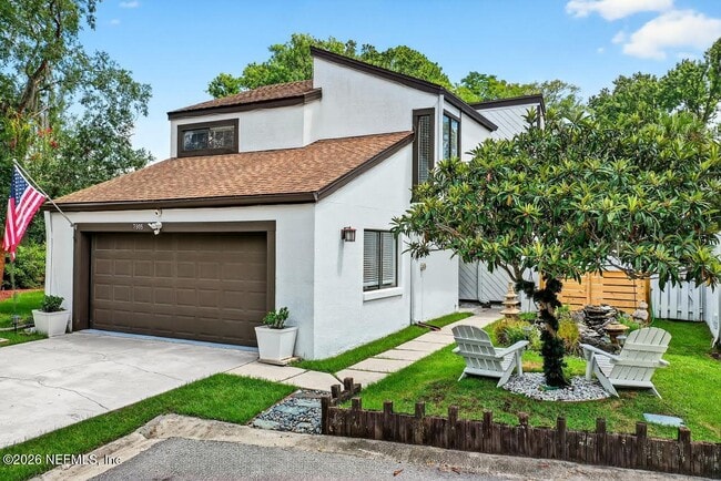 property at 7805 Baymeadows Cir W
