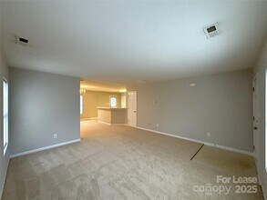 1323 Winding Branch Ct in Charlotte, NC - Building Photo - Building Photo