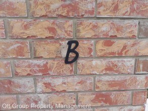 108 E Truman Ave-Unit -Unit B in Copperas Cove, TX - Building Photo - Building Photo