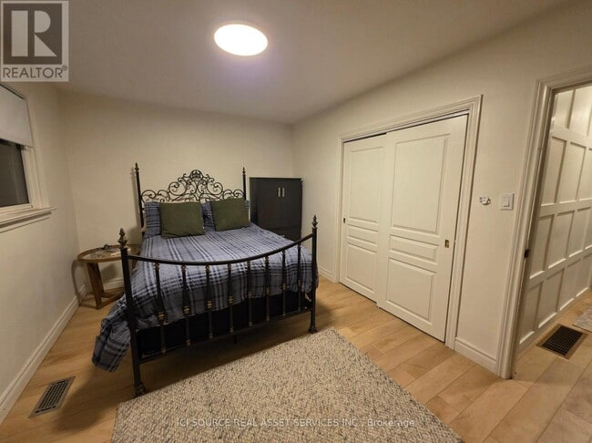 631 Mary St N in Oshawa, ON - Building Photo - Building Photo