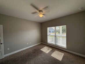 491 Lightning Bug Ln in Freeport, FL - Building Photo - Building Photo