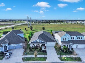 5407 Del Coronado Dr in Apollo Beach, FL - Building Photo - Building Photo