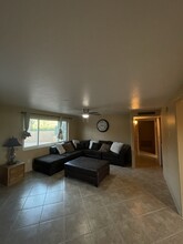 5910 N Mina Vista in Tucson, AZ - Foto de edificio - Building Photo