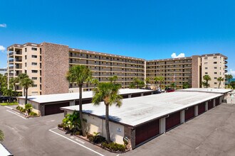 3160 N Atlantic Ave in Cocoa Beach, FL - Building Photo - Building Photo