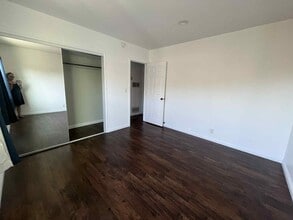 3552 Whiteside St in Los Angeles, CA - Building Photo - Building Photo