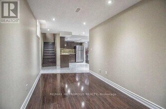 11 Wynview St in Brampton, ON - Building Photo - Building Photo