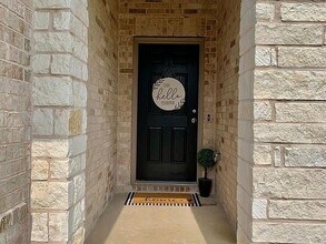 5109 Woodglen Dr in Denton, TX - Foto de edificio - Building Photo