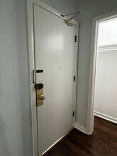 728 Dobson St, Unit 1 in Evanston, IL - Building Photo - Building Photo