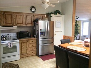 106 Admiral Ct in Hampstead, NC - Building Photo - Building Photo