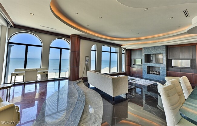 110 Guadeloupe Ln in Bonita Springs, FL - Building Photo - Building Photo