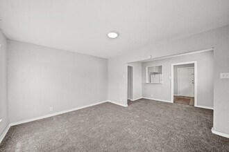 1721 W 5th St in Freeport, TX - Building Photo - Building Photo