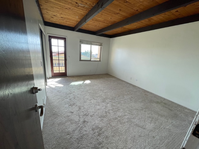 3335 Panorama Dr in Morro Bay, CA - Building Photo - Building Photo