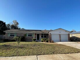 1136 Willow Ln in Orange Park, FL - Building Photo