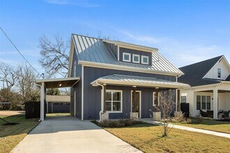 1205 Walnut St in Georgetown, TX - Building Photo - Building Photo