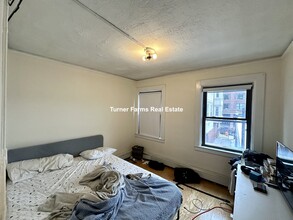 94 West Cedar St, Unit 2 in Boston, MA - Building Photo - Building Photo