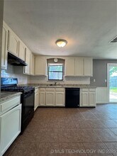 1809 W Galveston St in Broken Arrow, OK - Building Photo - Building Photo