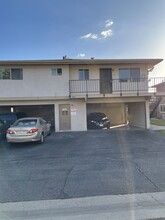 1063 W Calle del Sol, Unit 4 in Azusa, CA - Foto de edificio - Building Photo