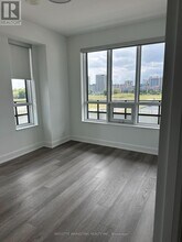 38 Water Walk Dr in Markham, ON - Building Photo - Building Photo