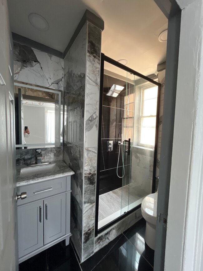 86 Irving St in Jersey City, NJ - Foto de edificio - Building Photo