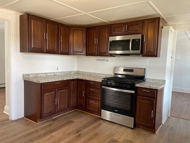 304 Cumberland Rd, Unit 2 in Lowell, MA - Building Photo - Building Photo