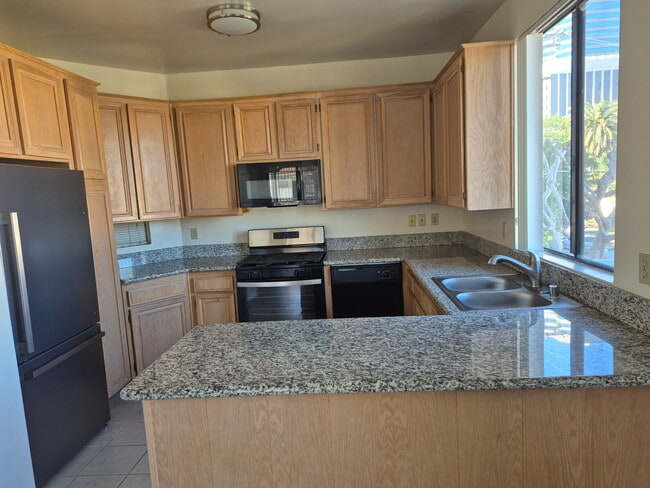 Dicken's Court Apartments