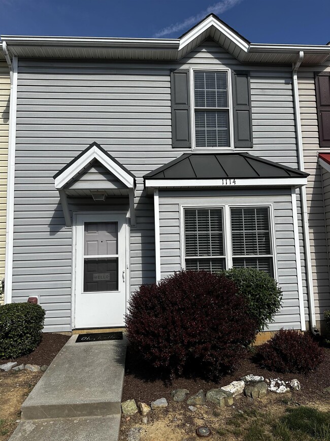 property at 1114 Patrick Henry Pl