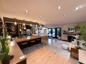 2227 Canyon Blvd in Boulder, CO - Building Photo - Building Photo