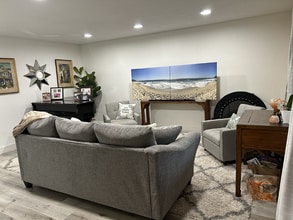 2041 E Grand Ave in Escondido, CA - Building Photo - Building Photo