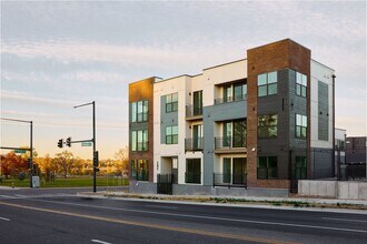 1650 Sheridan Boulevard in Denver, CO - Building Photo - Building Photo